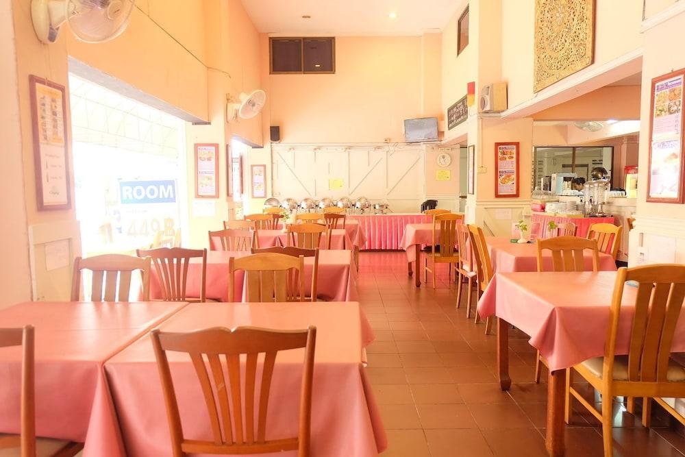 Sawasdee Sunshine Hotel Pattaya Exterior photo